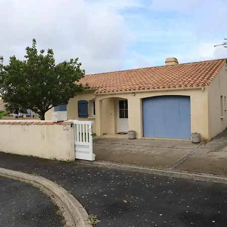 Maison De A Holiday home Angles (Vendee)